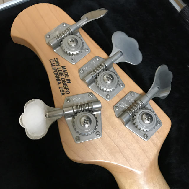 Fender musicmanの通販 by バジル's shop｜フェンダーならラクマ - ミュージックマンスティングレイUSA 低価通販