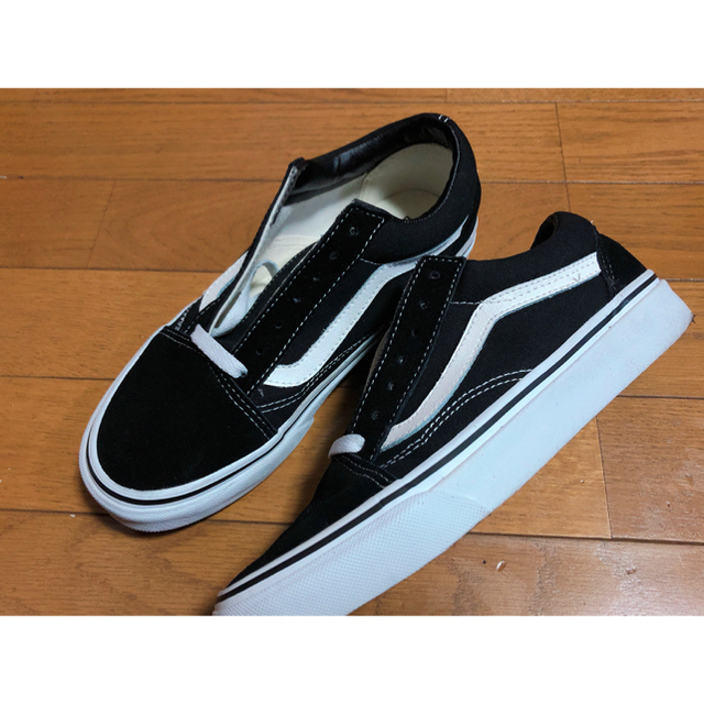 VANS(ヴァンズ)のVANS オールドスクールスニーカー美品 24cm レディースの靴/シューズ(スニーカー)の商品写真