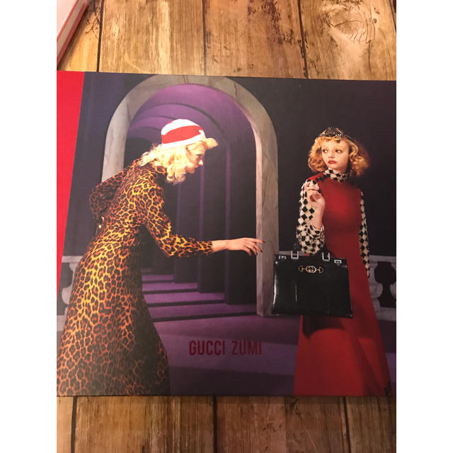 Gucci(グッチ)のGUCCI カタログ エンタメ/ホビーの雑誌(ファッション)の商品写真