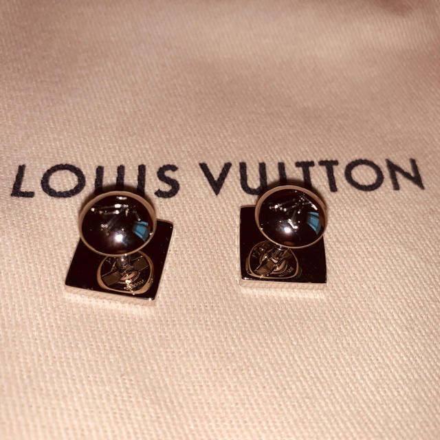 LOUIS VUITTON(ルイヴィトン)のVUITTON カフス  メンズのファッション小物(カフリンクス)の商品写真