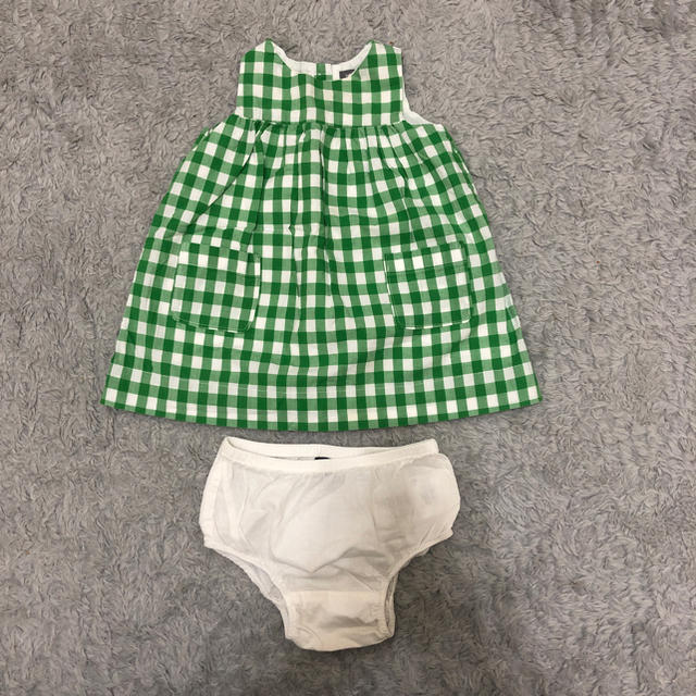 babyGAP(ベビーギャップ)のマル様専用 babygap ギンガムチェック  ワンピース  キッズ/ベビー/マタニティのベビー服(~85cm)(ワンピース)の商品写真