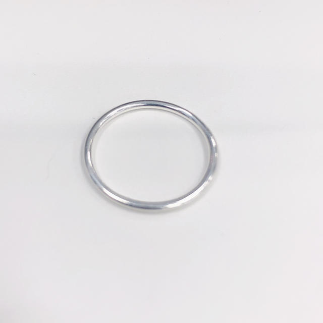 美品 XROSS RAY silver925 シンプルリング シルバー 指輪 レディースのアクセサリー(リング(指輪))の商品写真