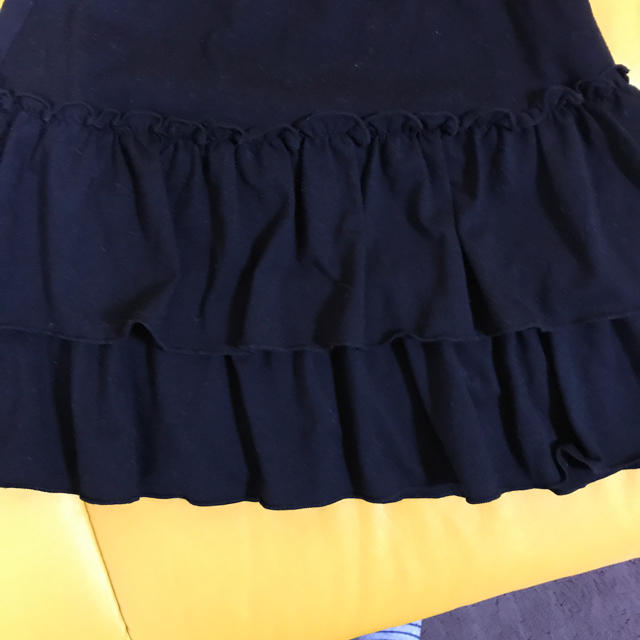 UNIQLO(ユニクロ)の140cm フリルスカート キッズ/ベビー/マタニティのキッズ服女の子用(90cm~)(スカート)の商品写真