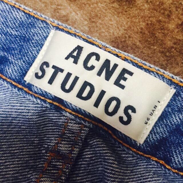 ACNE(アクネ)の【miyu様専用】ACNE デニム レディースのパンツ(デニム/ジーンズ)の商品写真