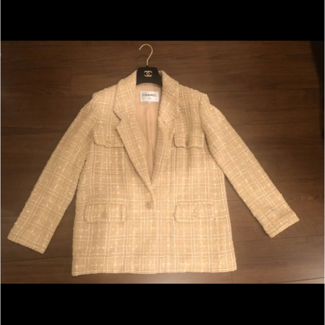 Chanel 19s/s ベージュ ツイードジャケット 34 Chanel 19s/s ベージュ ツイードジャケット 34