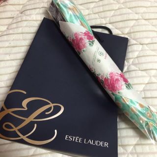 エスティローダー(Estee Lauder)のエスティローダー 傘 日傘 折畳み傘(傘)