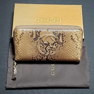 グッチ(Gucci)のGUCCI パイソン ソーホー インターロッキングＧ 長財布(長財布)