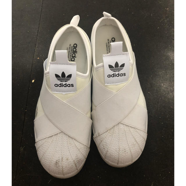 adidas(アディダス)のアディダス オリジナルススニーカー メンズの靴/シューズ(スニーカー)の商品写真