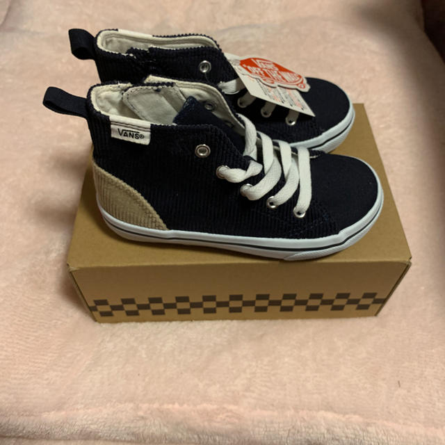 VANS(ヴァンズ)のしゅしゅ様専用 キッズ/ベビー/マタニティのキッズ靴/シューズ(15cm~)(スニーカー)の商品写真