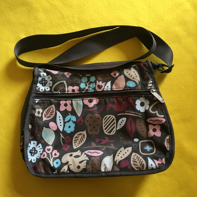 LeSportsac(レスポートサック)のレスポートサック  ショルダー レディースのバッグ(ショルダーバッグ)の商品写真