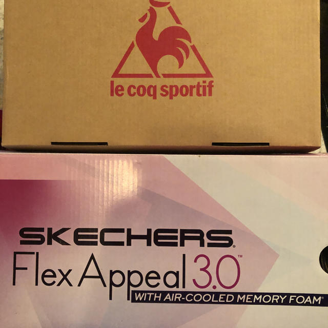 SKECHERS(スケッチャーズ)のスニーカーの紐 レディースの靴/シューズ(スニーカー)の商品写真