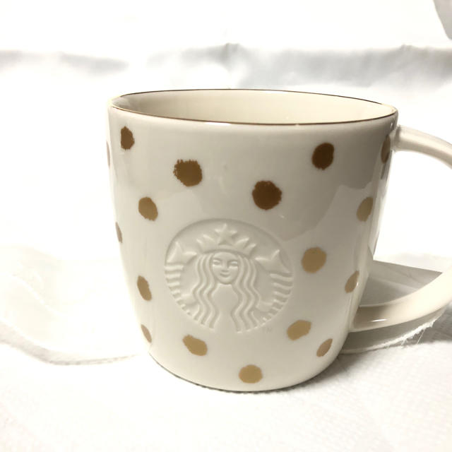 Starbucks Coffee(スターバックスコーヒー)のスタバ クリスマス限定マグ 2015 インテリア/住まい/日用品のキッチン/食器(グラス/カップ)の商品写真