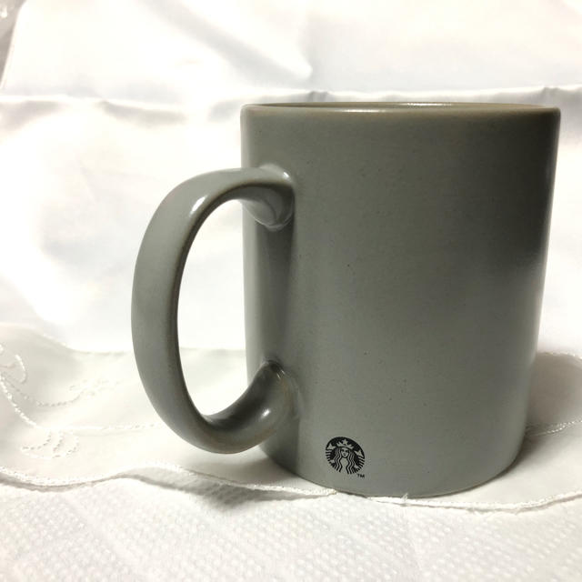 Starbucks Coffee(スターバックスコーヒー)のスタバ×n.hollyhoodマグ インテリア/住まい/日用品のキッチン/食器(グラス/カップ)の商品写真