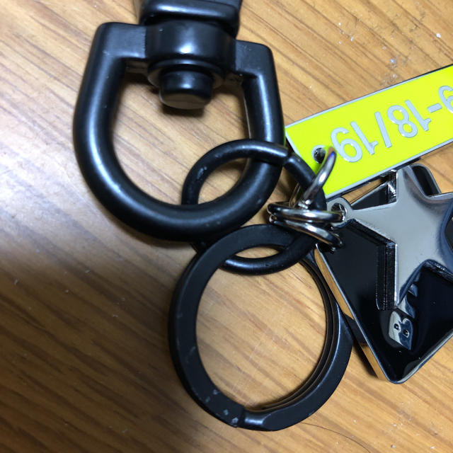 F.C.R.B.(エフシーアールビー)のFCRB emblem key RING キーリング キーホルダー メンズのファッション小物(キーホルダー)の商品写真