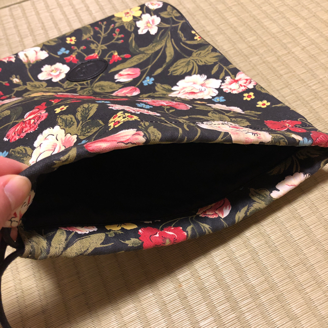 Yukiko Hanai(ユキコハナイ)のユキコ ハナイ 巾着袋　お値下げ レディースのファッション小物(ポーチ)の商品写真