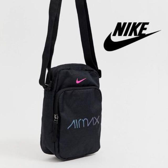 NIKE(ナイキ)の☆日本未発売☆　NIKE　ナイキ　ショルダーバッグ　★新品・未使用★ レディースのバッグ(ショルダーバッグ)の商品写真