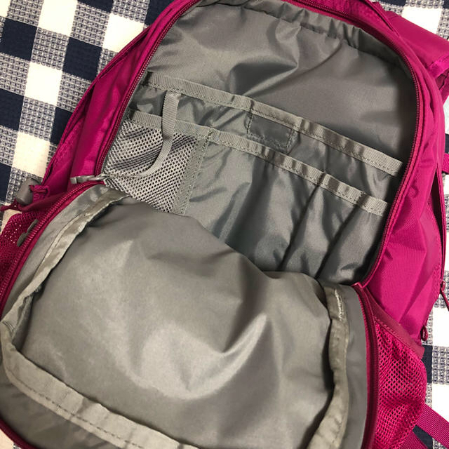 THE NORTH FACE(ザノースフェイス)の専用☆超美品☆ノースフェイス  H&Mストール付き レディースのバッグ(リュック/バックパック)の商品写真