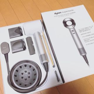 ダイソン(Dyson)のDyson ドライヤー ホワイト(ドライヤー)