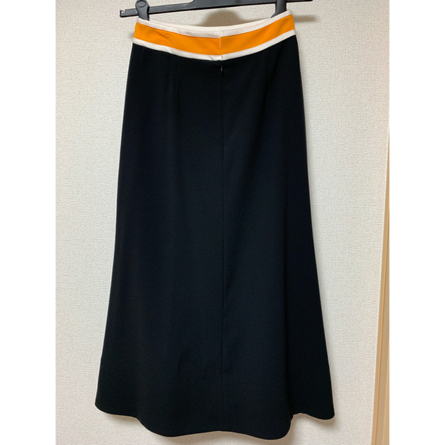 LE CIEL BLEU(ルシェルブルー)のルシェルブルー  スイッチベルトフレアラインスカート  レディースのスカート(ひざ丈スカート)の商品写真