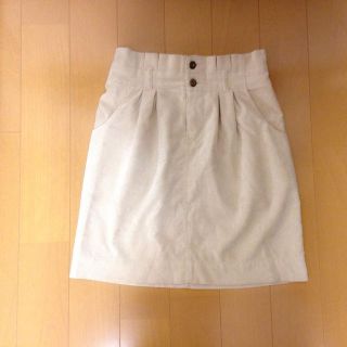 ダブルクローゼット(w closet)のwcloset タイトスカート ホワイト(ひざ丈スカート)