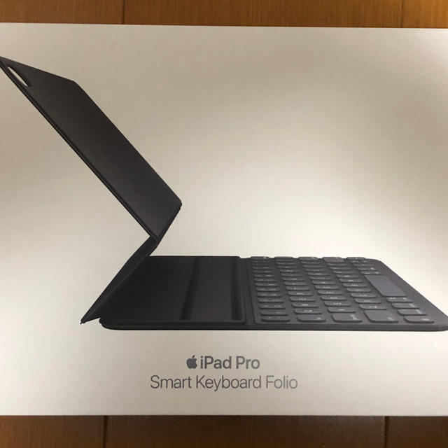 iPad Pro Smart Keyboard Folio 11inchのサムネイル