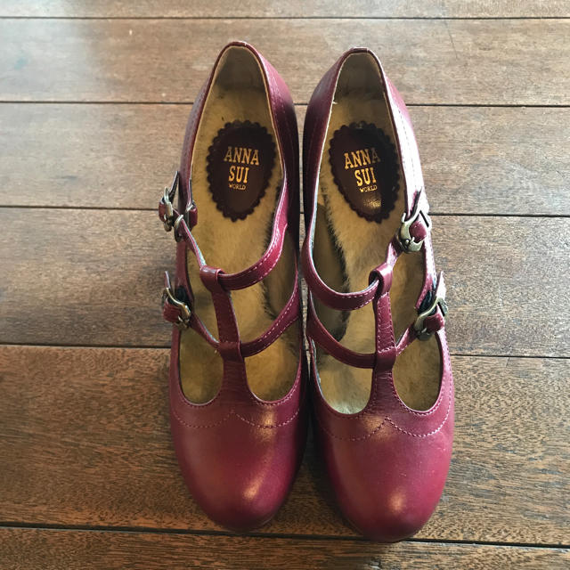 ANNA SUI(アナスイ)のアナスイ  赤い靴  試し履きのみ レディースの靴/シューズ(ハイヒール/パンプス)の商品写真