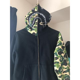 アベイシングエイプ(A BATHING APE)のBAPEシャークパーカー JAM HOME MADEコラボ Sサイズ(パーカー)