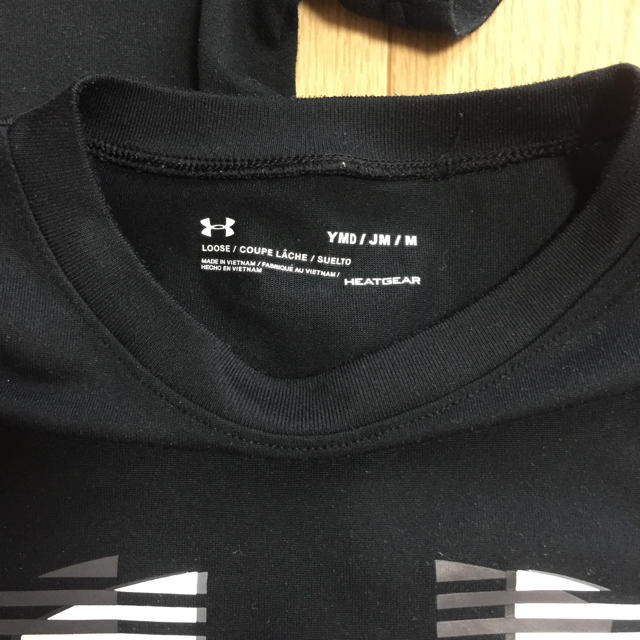 UNDER ARMOUR(アンダーアーマー)のアンダーアーマー YMD 140 キッズ/ベビー/マタニティのキッズ服男の子用(90cm~)(Tシャツ/カットソー)の商品写真