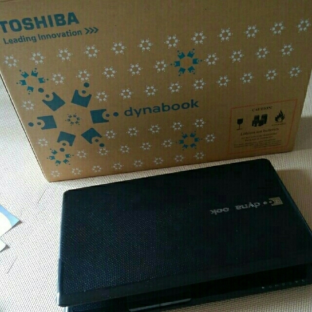 東芝(トウシバ)の東芝dynabookノートパソコン美品HDDなしリモコンとマウス未使用 スマホ/家電/カメラのPC/タブレット(ノートPC)の商品写真