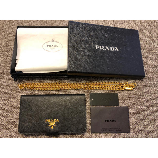 PRADA - タイムセール早い者勝ち！プラダ確実正規品サフィアーノiPhoneケースブラックの通販