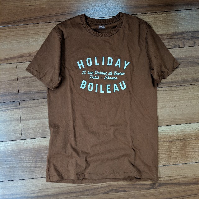 L'Appartement DEUXIEME CLASSE(アパルトモンドゥーズィエムクラス)のアパルトモン　HOLIDAY CLASSIC Tシャツ メンズのトップス(Tシャツ/カットソー(半袖/袖なし))の商品写真