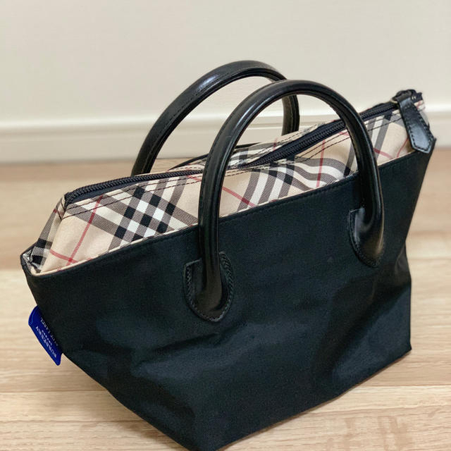 BURBERRY - バーバリー ナイロンバッグの通販 by aaari's shop｜バーバリーならラクマ