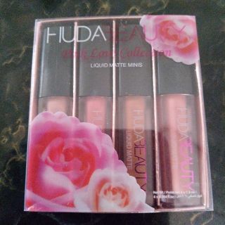 セフォラ(Sephora)のHUDA Beautyミニリップ(口紅)