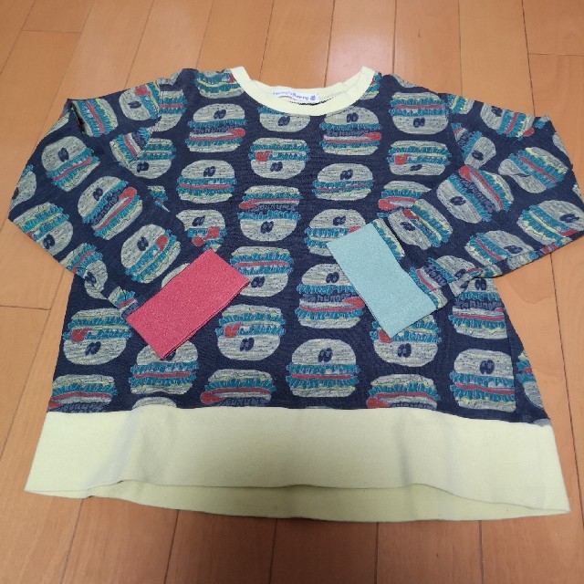 BERRY'S BERRY(ベリーズベリー)の長袖Tシャツ キッズ/ベビー/マタニティのキッズ服男の子用(90cm~)(Tシャツ/カットソー)の商品写真