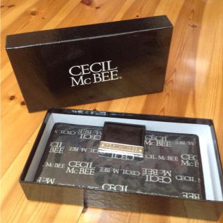 セシルマクビー(CECIL McBEE)の☆セシルマクビー長財布 美品☆(財布)