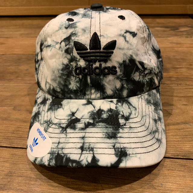 adidas(アディダス)の海外正規品 Adidas アディダス キャップ cap ケミカルウォッシュ レディースの帽子(キャップ)の商品写真