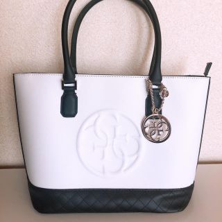 ゲス(GUESS)のGUESS トートバッグ(トートバッグ)