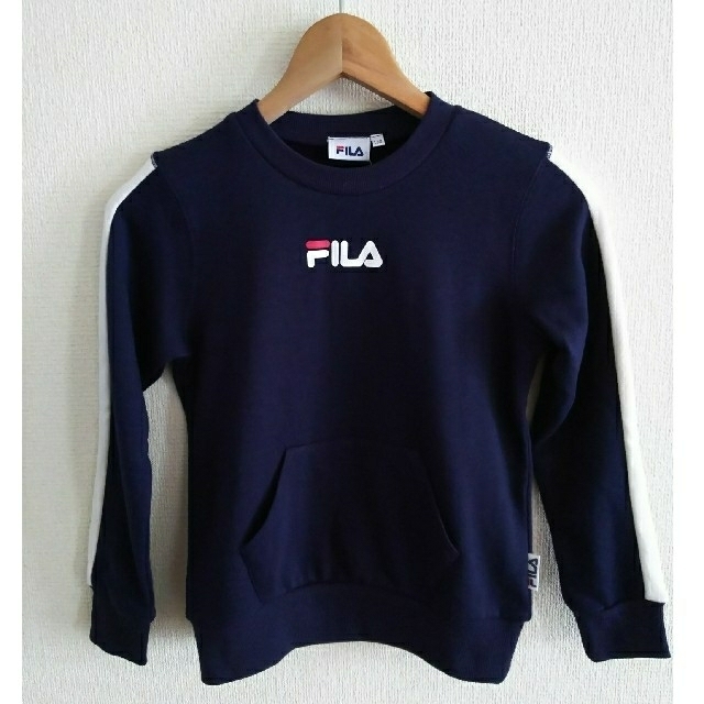 FILA(フィラ)の〔新品〕FILA トレーナー フロントポケット付き 130㎝ キッズ/ベビー/マタニティのキッズ服男の子用(90cm~)(Tシャツ/カットソー)の商品写真