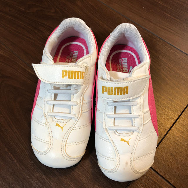 PUMA(プーマ)のプーマ スニーカー キッズ/ベビー/マタニティのキッズ靴/シューズ(15cm~)(その他)の商品写真