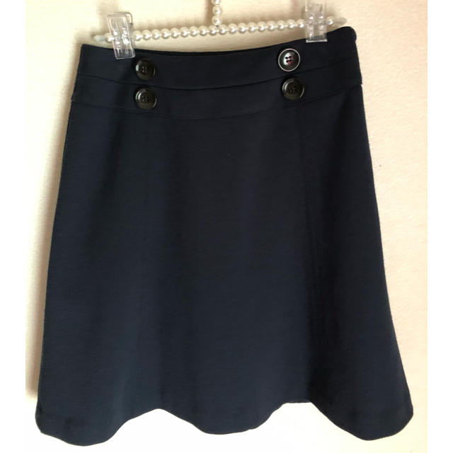 HONEYS(ハニーズ)のGLACIER💜台形スカート💜W61㎝Navy レディースのスカート(ひざ丈スカート)の商品写真