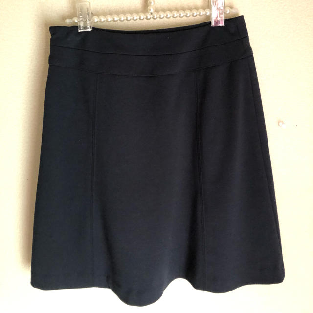 HONEYS(ハニーズ)のGLACIER💜台形スカート💜W61㎝Navy レディースのスカート(ひざ丈スカート)の商品写真