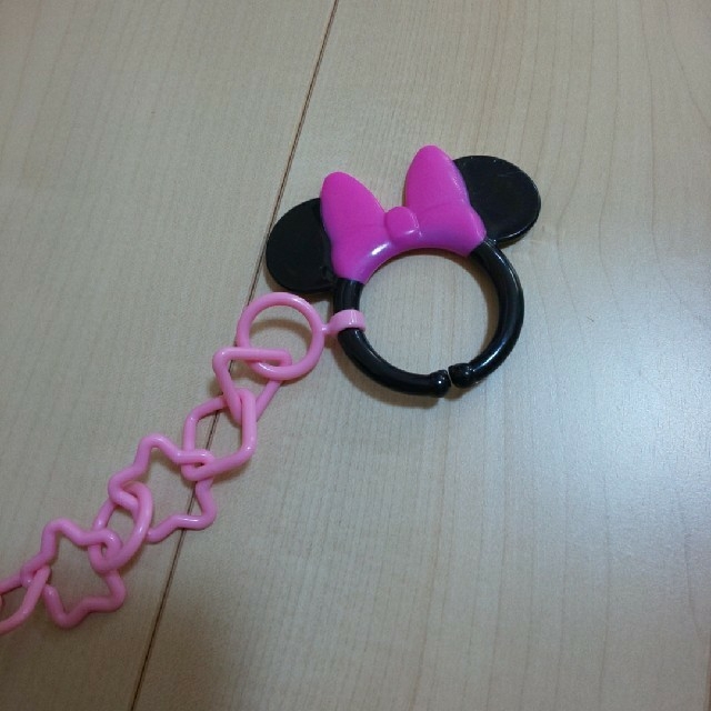 Disney(ディズニー)のひいにゃん様専用★ミニーちゃん おもちゃホルダー キッズ/ベビー/マタニティの外出/移動用品(ベビーホルダー)の商品写真