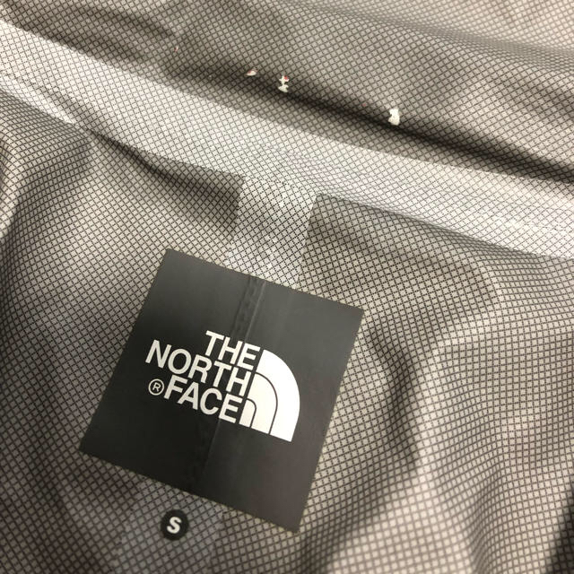 THE NORTH FACE(ザノースフェイス)の☆モーリス様専用☆THE NORTH FACE マウンテンパーカー  レディースのジャケット/アウター(ナイロンジャケット)の商品写真