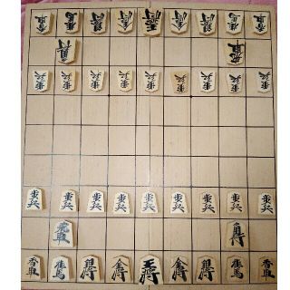 ニンテンドウ(任天堂)の折りたたみ将棋盤＋駒全種類(囲碁/将棋)