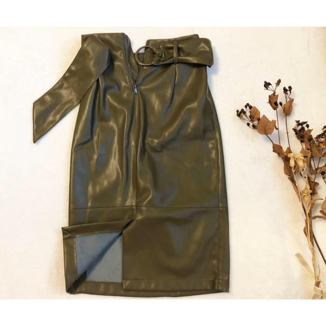 ZARA(ザラ)の年内処分予定🙏 ZARA 新品✨ハイウエストレザータイトスカート レディースのスカート(ひざ丈スカート)の商品写真