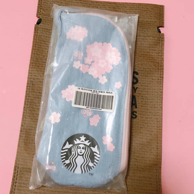 Starbucks Coffee(スターバックスコーヒー)の韓国 スタバ★2019 さくら 桜 クーリング タンブラーケース インテリア/住まい/日用品のキッチン/食器(テーブル用品)の商品写真