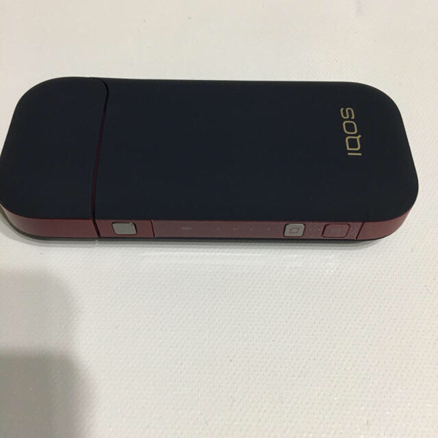 IQOS(アイコス)のIQOS2.4Plusネイビー & ルビーカスタムセット！ メンズのファッション小物(タバコグッズ)の商品写真