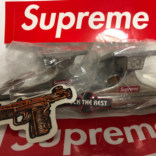 Supreme(シュプリーム)のSupreme Independent Truck 129 ハンドメイドの生活雑貨(雑貨)の商品写真