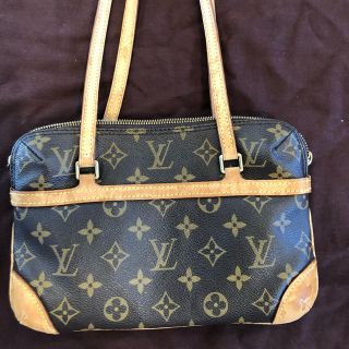 ルイヴィトン(LOUIS VUITTON)のLOUISVUITTONバック(ハンドバッグ)