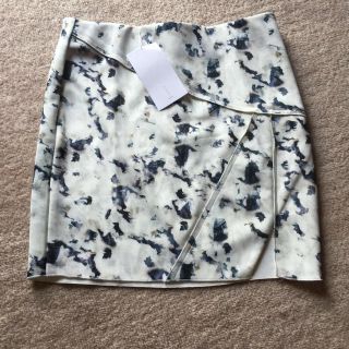 ザラ(ZARA)の★新品未使用★ZARA ザラスカートM(ミニスカート)